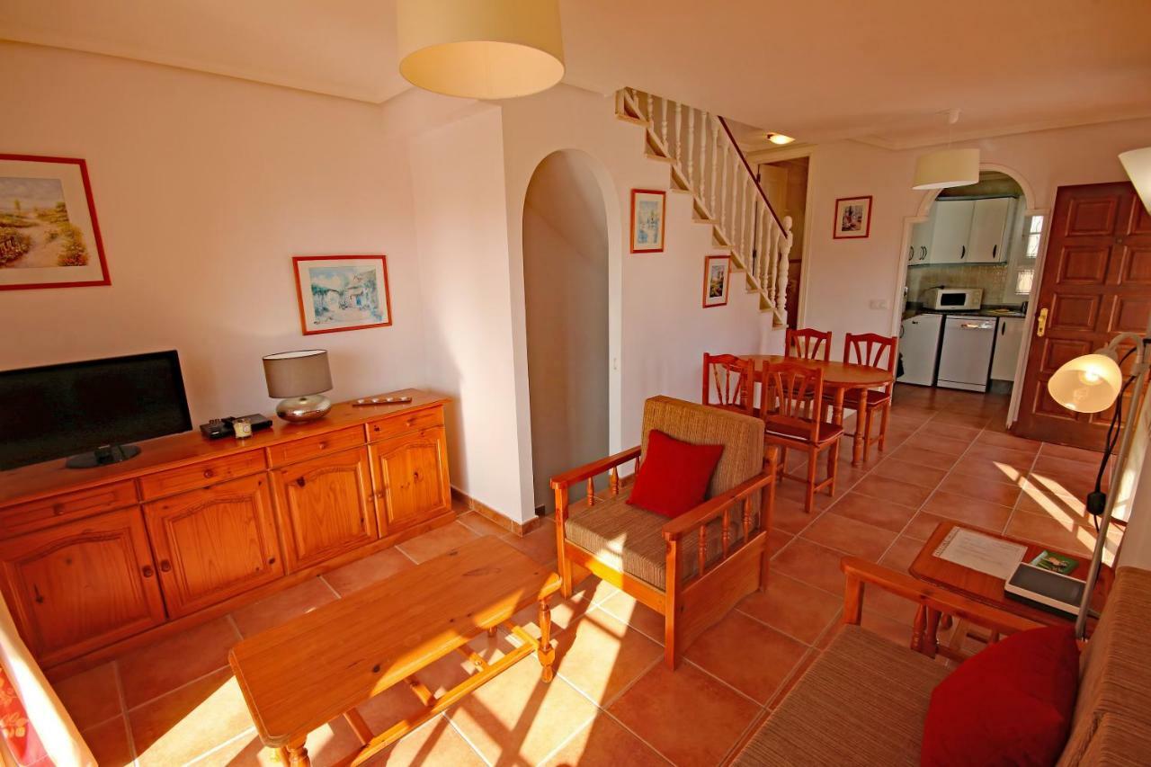 Las Dunas 2 By Rentmedano Pretty 2 Bedroom Villa, Ocean Views, Pool And Wifi El Médano Eksteriør billede
